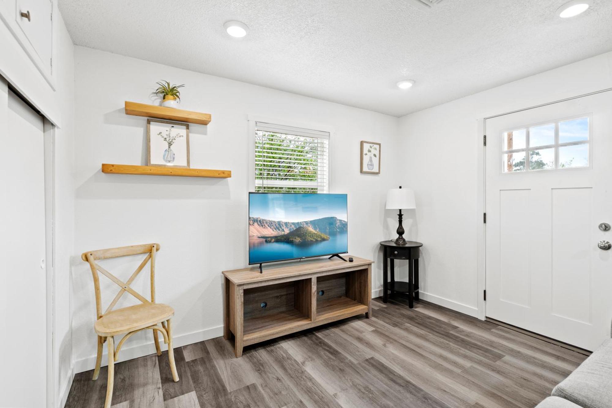 Peach Street Super Suite Medford Ngoại thất bức ảnh