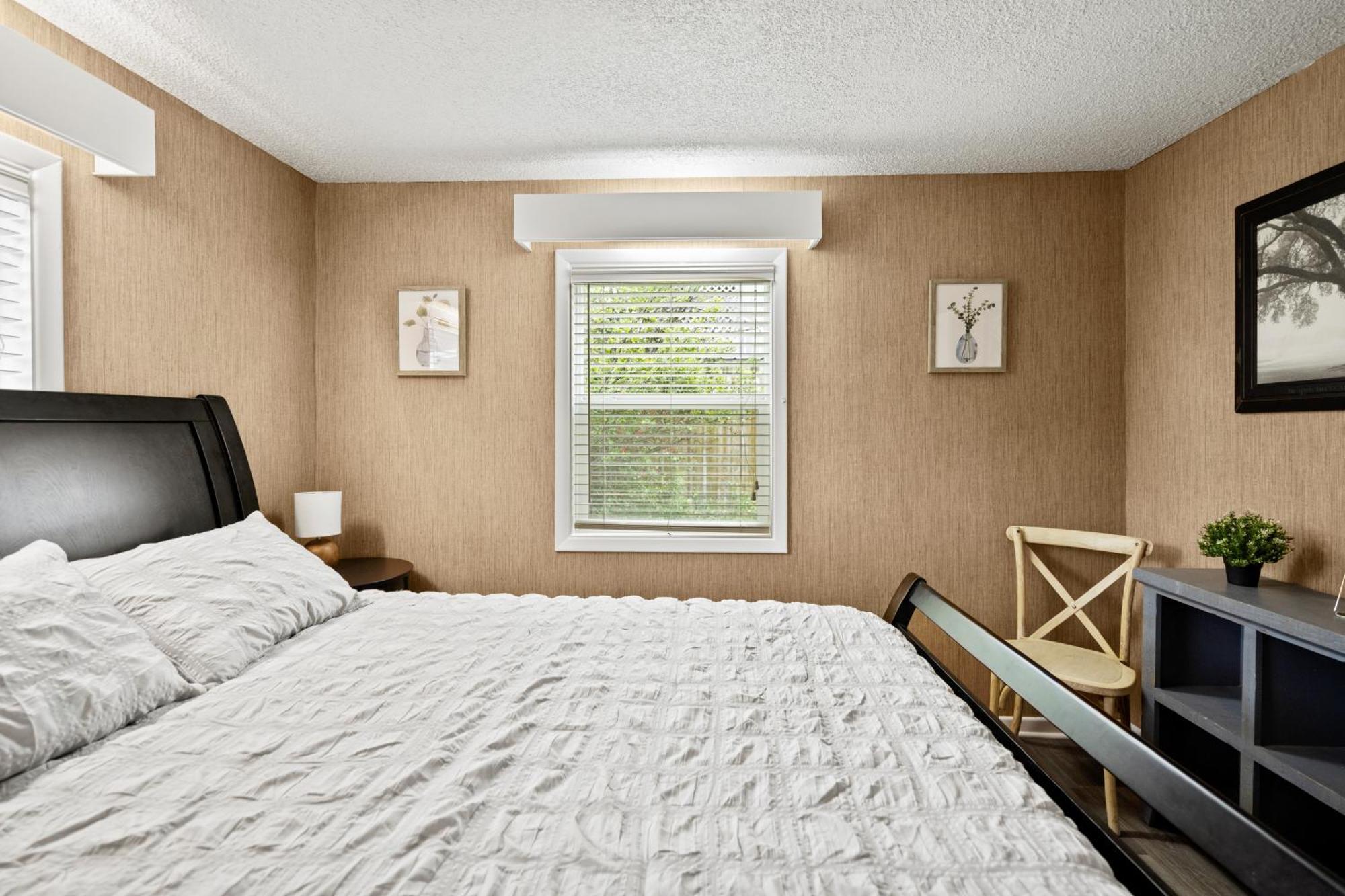 Peach Street Super Suite Medford Ngoại thất bức ảnh